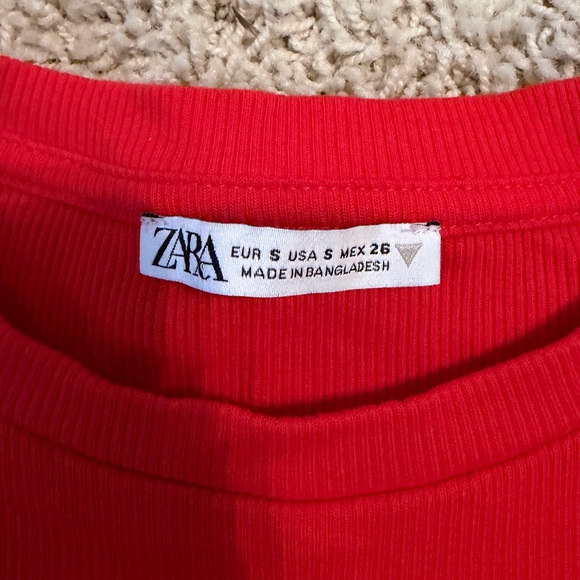 Zara Bright Red Ribbed Tank with Ruffle Sleeves - Picture 2 of 2